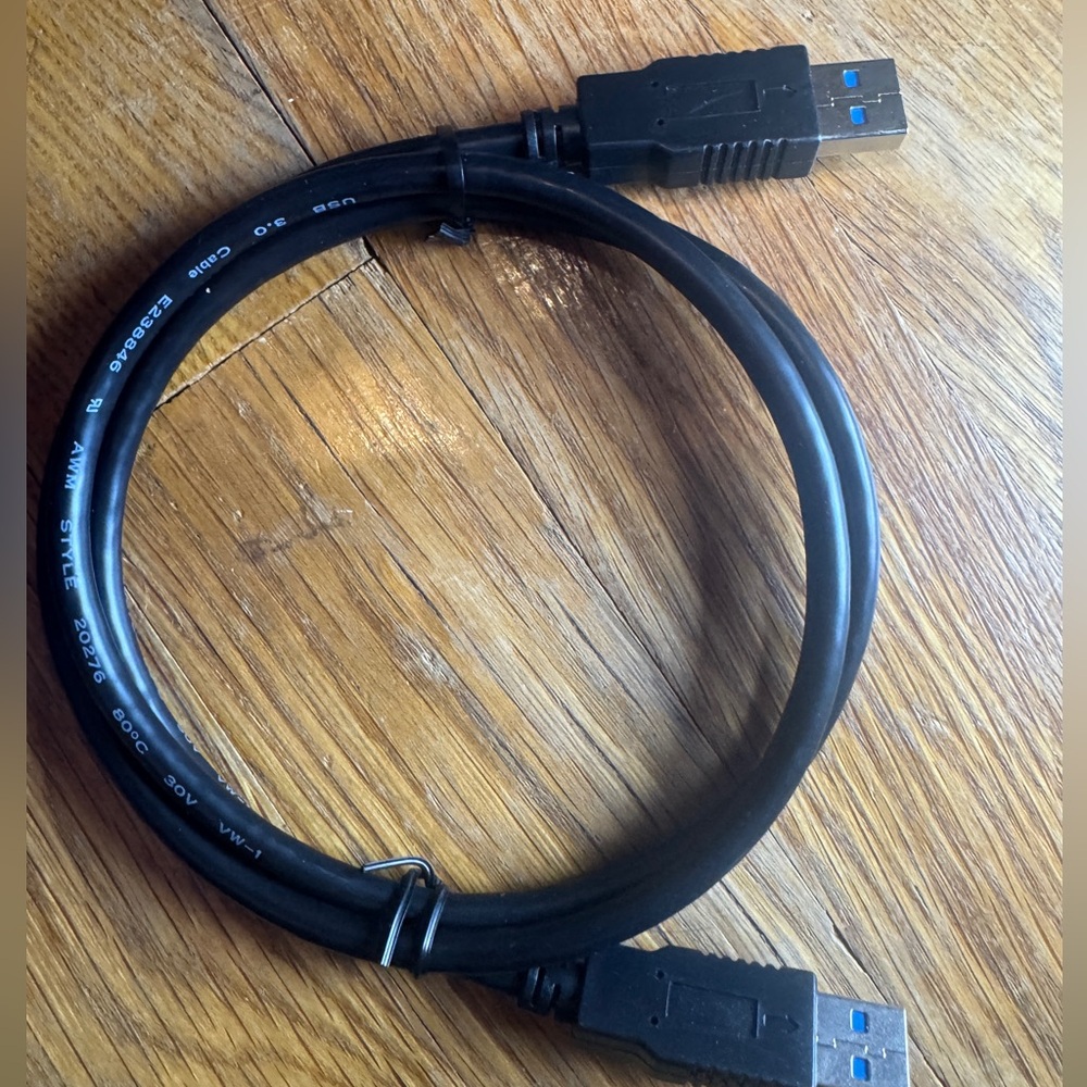 USB male to male 3.0 cable Untested